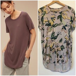 Aritzia Wilfred High-Low Side Slit Floral T-Shirt